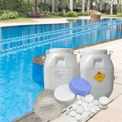Disinfettante per piscine Cloro Acido tricloroisocianurico Prodotti chimici per la pulizia Polvere Compresse granulari TCCA 90%